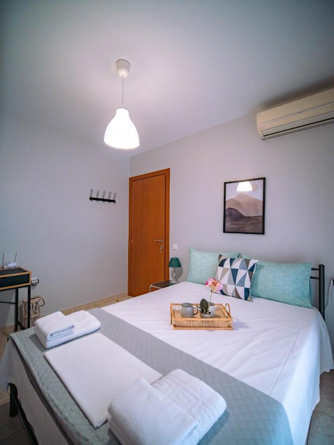 Little Emerald - Central Spot Apartments Volos Exterior photo