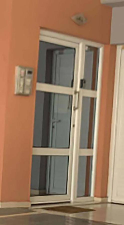 Little Emerald - Central Spot Apartments Volos Exterior photo